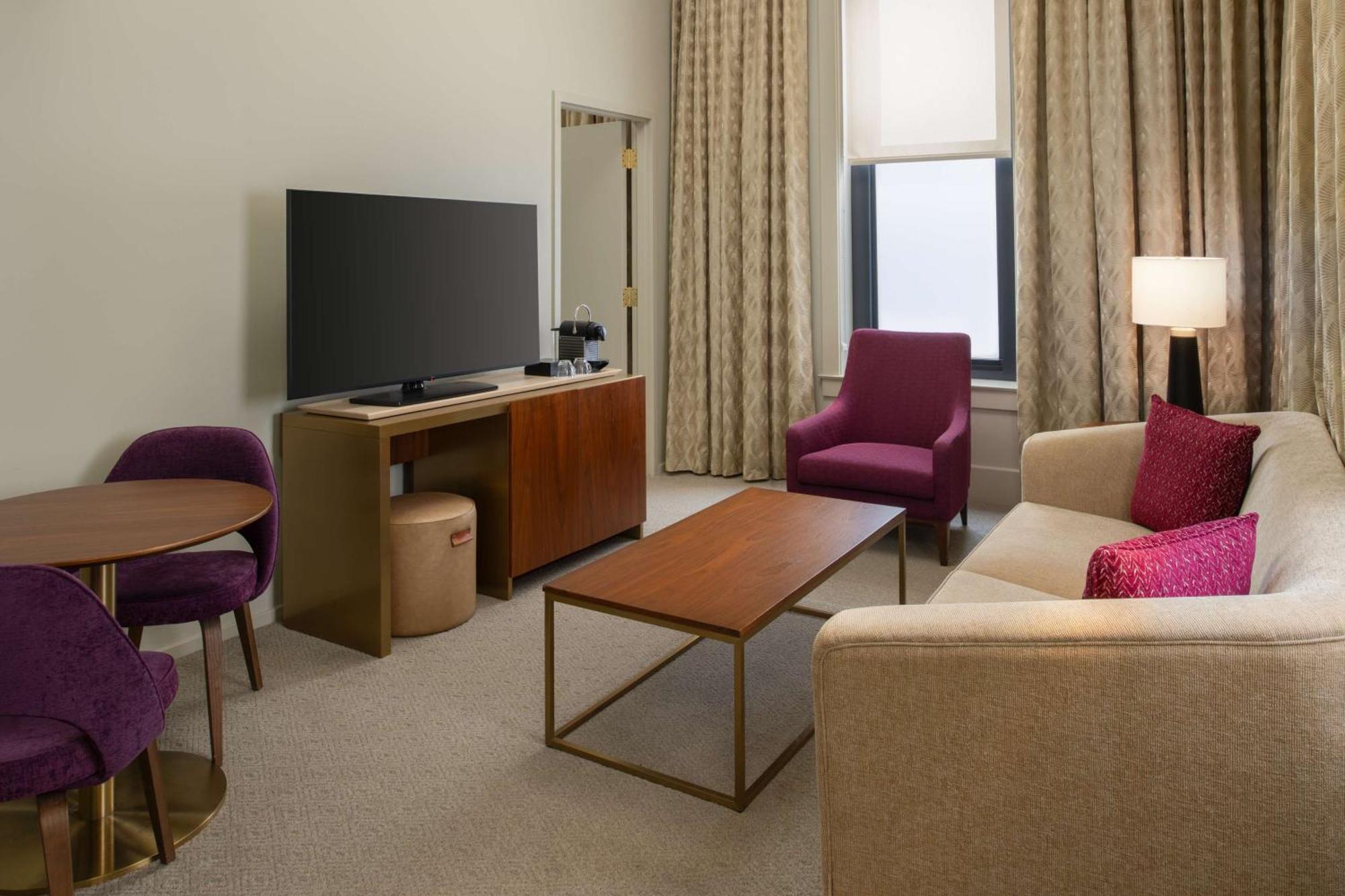 Hotel Savoy Kansas City, Tapestry Collection By Hilton Eksteriør billede