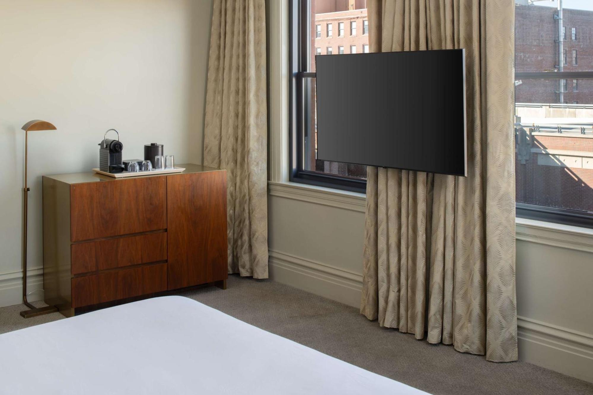 Hotel Savoy Kansas City, Tapestry Collection By Hilton Eksteriør billede